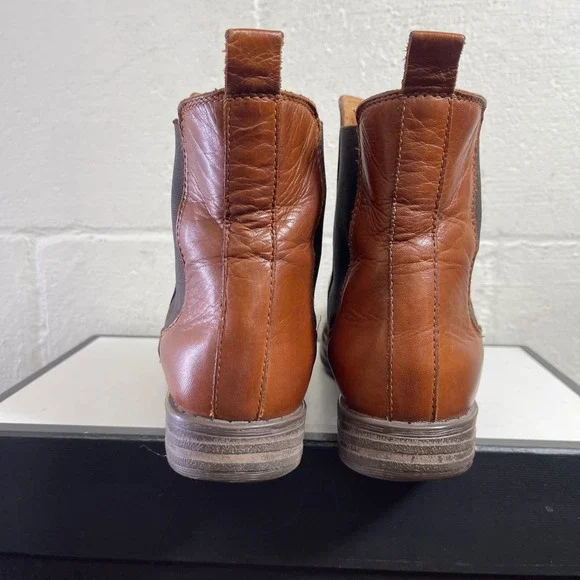 Miz Mooz LEWIS Chelsea Boots Booties Brown Leather Pull On Women's Size 8.5 US - Picture 6 of 12